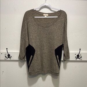 Green and Black Sweater Top